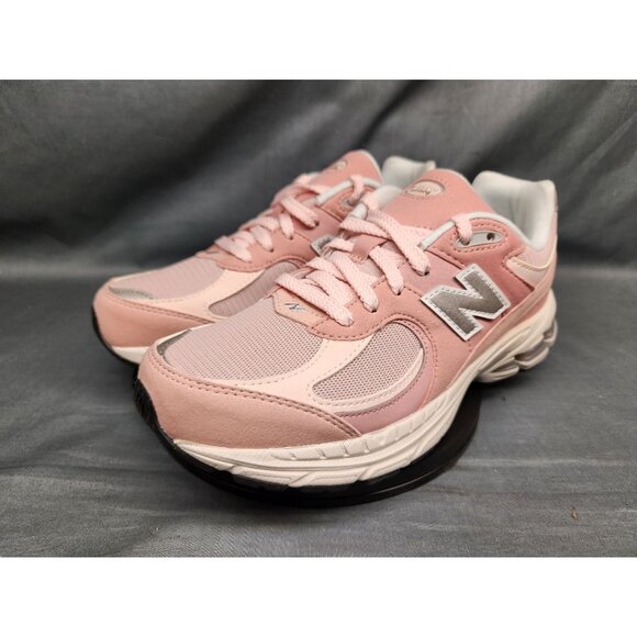 New Balance Girls 2002 Sneakers GC2002SK Pink White Size 7 NEW IN BOX! - Picture 4 of 12